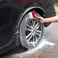 撥水力2倍のカーワックススプレーなど4アイテム…コメリの洗車グッズ