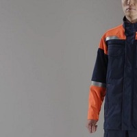 EV整備専用作業服、世界初登場…三菱ふそうがミドリ安全・日本ゴアと共同開発