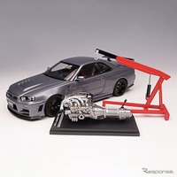 R34型スカイラインGT-R、1/18スケールミニカー発売…ディスプレイエンジン付属