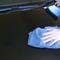 水アカ＆ウォータースポット対策！ 純水洗車とケミカル選びで愛車の艶を守る～Weeklyメンテナンス～