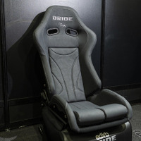 純正が優秀でもシートは別！ 体型と姿勢に合わせるだけで満足度が上がる理由～カスタムHOW TO～