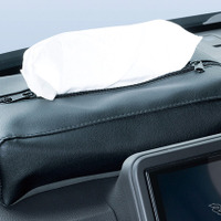 【収納アイテム特集】車内でティッシュはどこに置く？ ポイントは、“取りやすさ”と“ルックス”［特選カーアクセサリー名鑑］