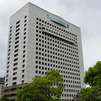 神奈川県警本部長が謝罪、虚偽の速度違反2700件取り消し、反則金3500万円返還へ［新聞ウォッチ］