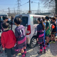 「らくがきカー」実施、廃車軽自動車に子どもが描く体験…スマイルカンパニー