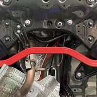 トヨタ『RAV4』のボディ剛性をアップ、ボディ補強パーツ「サステック・アンダーブレース」…タナベ
