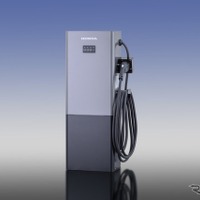 ホンダアクセス、V2H充放電器発表…EVから最大5.9kWを家庭に放電