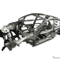 軽量・高強度プレス部品など37点、ユニプレスが披露…人とくるまのテクノロジー展 2026