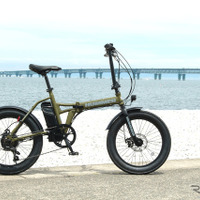 HUMMERブランド「電動アシスト折りたたみ自転車」発売、迫力のFATタイヤ採用