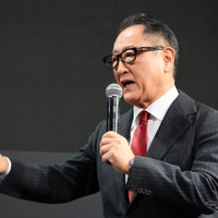 とんでもない親父いて草…トヨタ自動車の豊田会長が “ 息子 ” のお笑いライブ観覧