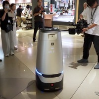 東京ミッドタウン八重洲で「配送ロボット」4台の本格運用を開始