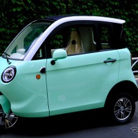 三輪ソーラーEV「スリールオータ」とは？　欧州の型式認定取得　記念モデルを限定30台で国内発売…EVジェネシス