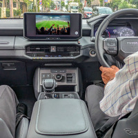 トヨタ・新型『ハイラックス』オーナー注目、走行中でもテレビ視聴したいなら…データシステム「TV-KIT」