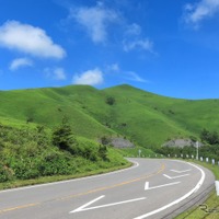 バイク初心者に「安全に楽しく上達」を伝授、基本操作からツーリングまで【書籍】