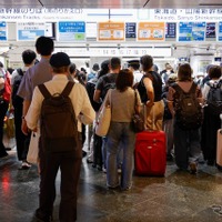 お盆期間の鉄道・航空利用状況、九州新幹線除きJR各社は微増、全日空・日航は低調［新聞ウォッチ］