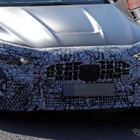 “スター顔”採用、直6もパワーアップか？ メルセデスAMG『CLE53』改良新型、インテリアも見えた！