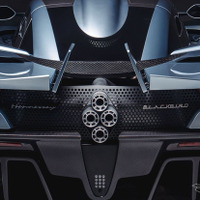 このご時世に、V8＋MT＋後輪駆動！　新型ハイパーカー『ブラックバード』にSNSでは驚きの声