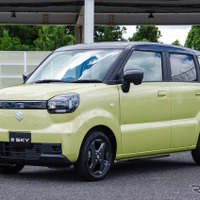 スズキ、軽EV『eスカイ』今秋発売！　気になる「求めやすい価格」［新聞ウォッチ］