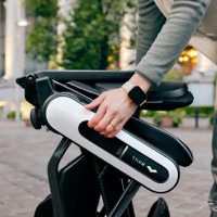 世界初のカーボン素材採用の折りたたみ近距離モビリティ、「WHILL Model C Lite」発売…22.5%軽量化