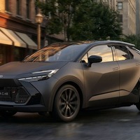 これカッコいいな！ マットブラックの新型トヨタ『C-HR』にSNS注目！「日本でも売ってほしい」の声