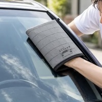 車の窓を手のひらで磨く感覚「カーボンイレイサーミット」、ファンタベースが応援購入開始
