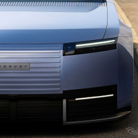 めちゃくちゃカッコ良くないか！？　新生ジャガー初の市販車『Type 01』公開にSNSでも注目！