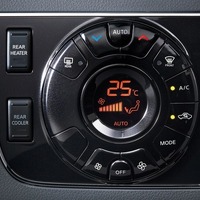 【自動車豆知識】カーエアコンの「推奨温度設定」知ってますか？…日本車と欧州車でも違いあり！ 画像