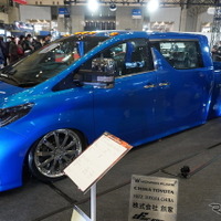 アルファードとハイラックスを合体！ NATSで驚く…東京オートサロン2023