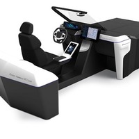 【東京オートサロン2017】パイオニアが自動運転レベル3を想定したコンセプト・コックピットを参考出品…自動運転を体験！