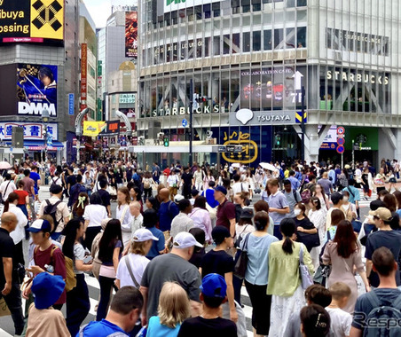 1～9月の訪日客、最速3000万人超、円安追い風で消費額も過去最高7兆円迫る［新聞ウォッチ］ 画像