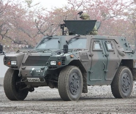 東名EXPASA足柄で自衛隊車両展示…軽装甲機動車や装輪装甲車など　11月2・8日 画像