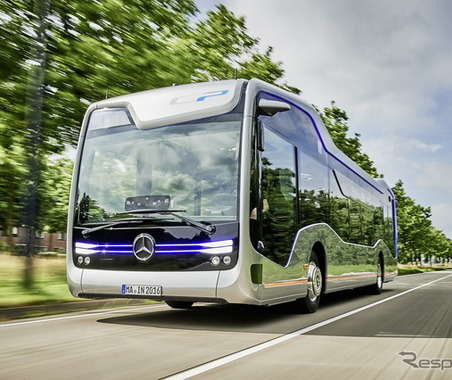 ダイムラー、メルセデスの自動運転バスを初公開…オランダ 画像