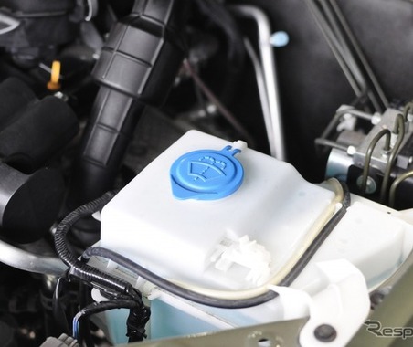 撥水タイプは混ぜるな危険？ 高機能ウォッシャー液の選び方と注意点～Weeklyメンテナンス～ 画像
