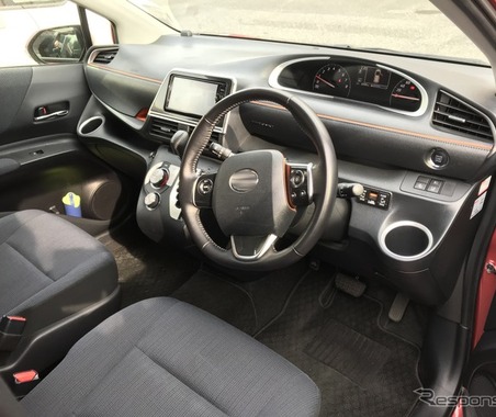 冬の洗車が億劫な日に「車内でできる」ダッシュボード復活メンテ 画像