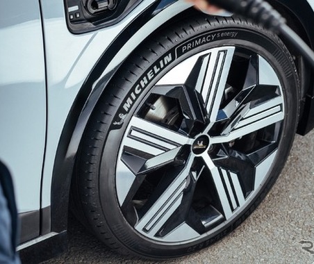 ミシュラン、低燃費性能AAAと長寿命を両立した「プライマシー5エナジー」発売 画像