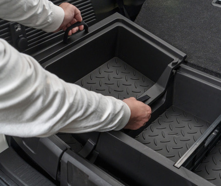 『ジムニーノマド』の収納性をアップ！ 専用「ラゲッジ収納ボックス」が発売 画像