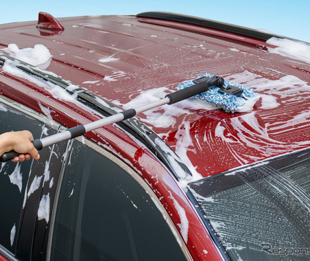 花粉・黄砂対策に特化した「洗車スポンジ」、モップタイプとミトンタイプの2種類を発売 画像