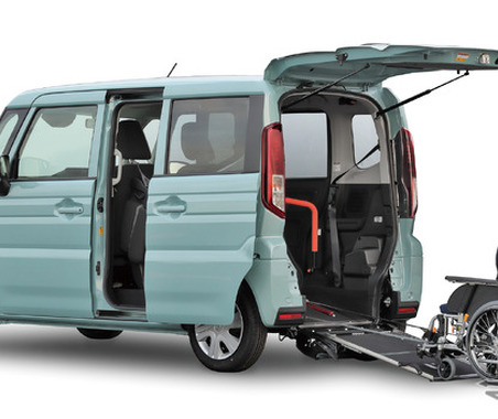 マツダスタジアム広島、累計来場者3000万人達成記念…障害者支援施設に車いす移動車を贈呈へ 画像