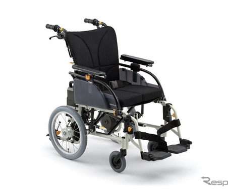 介助者を電動でサポート、電動車いす「遊歩アシスト」をセリオが発売 画像