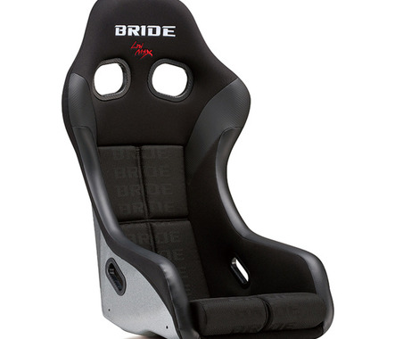 スポーツシート「ZETA IV」「STRADIA III」「GIAS III」に新色、ブラックロゴ追加…ブリッド 画像