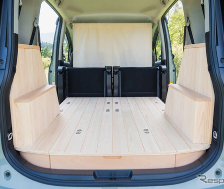 トヨタ『シエンタ』専用の車中泊キット、3列シート7人乗り用が新登場…YURT 画像