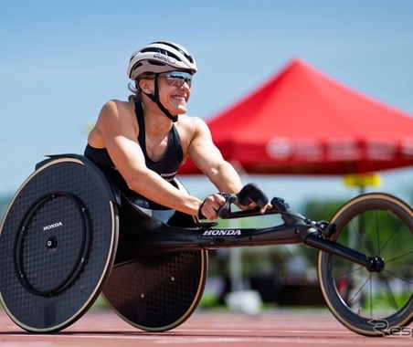 ホンダが支援、車いすレーサーのデブルナー選手が200mで世界記録更新 画像