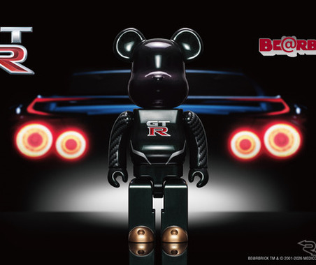 日産GT-R、生産終了記念「NISSAN GT-R BE@RBRICK 100% & 400%」…ミッドナイトパープルの限定デザインで7月2日発売 画像