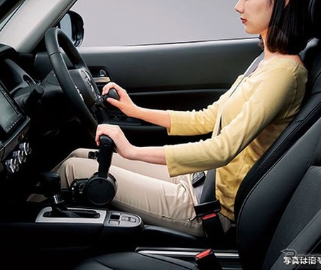 ホンダアクセス、フィット向け「テックマチックシステム」改良…マルチビューカメラ装備車にも対応 画像