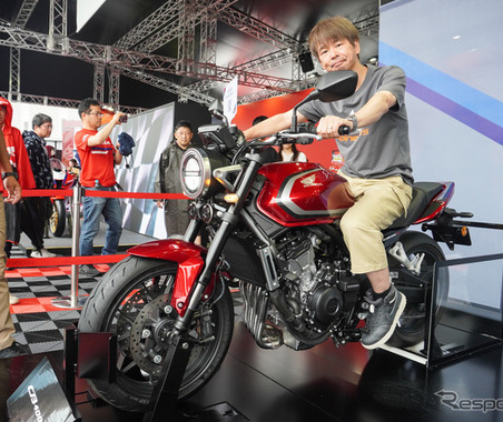 100万円切り　はあるか？…新型「CB400スーパーフォア」、ホンダが鈴鹿8耐で“本気のサプライズ” 画像