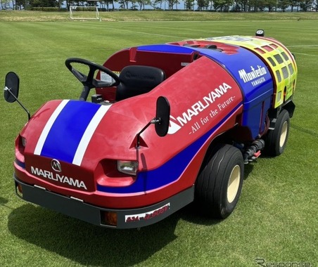 サッカー「モンテディオ山形」の散水車が新デザインに…果樹園向け農業機械がベース 画像