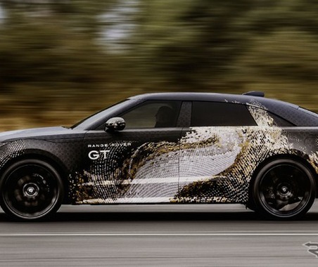 レンジローバーからセダン！？　 新型車『RANGE ROVER GT』プロトタイプ写真公開…デビューは年内予定 画像