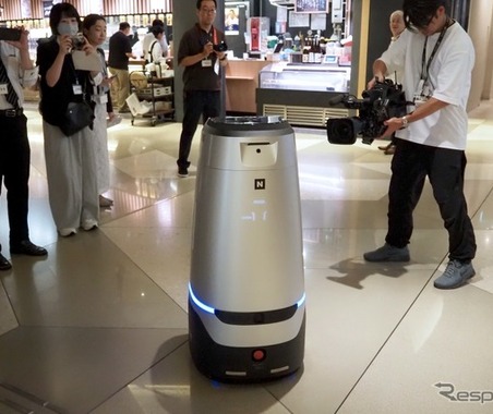 東京ミッドタウン八重洲で「配送ロボット」4台の本格運用を開始 画像