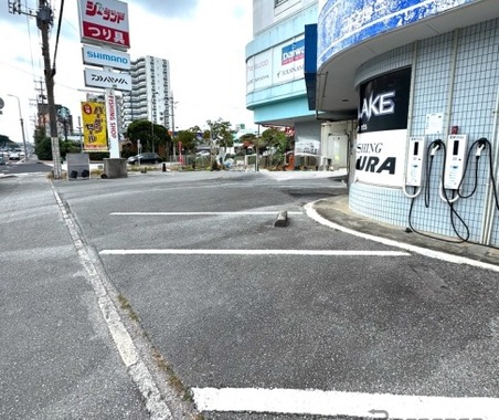 沖縄の釣具店「シーランド」、全5店舗にEV普通充電器を導入…テラチャージが設置 画像
