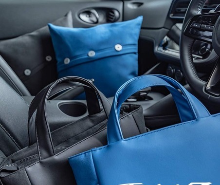 日産・フェアレディZの「内装材」をアップサイクル、初の公式ライセンス商品が登場…河西工業 画像
