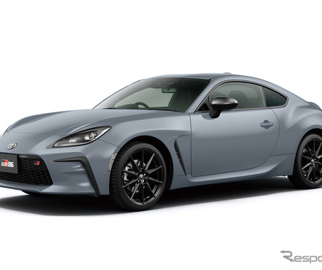 ソリッドグレーがカッコいい…トヨタ「GR86」の改良にファン歓喜、レース参戦車のAT化にもファン注目 画像